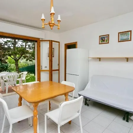 S077 - Sirolo, Trilocale Con Giardino Apartment *