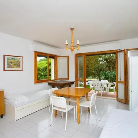 S077 - Sirolo, Trilocale Con Giardino Apartment *