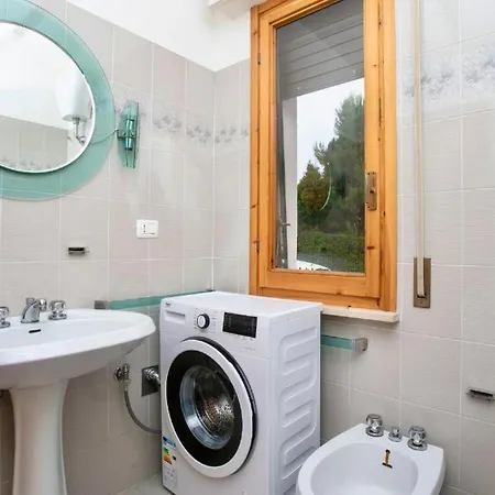 S077 - Sirolo, Trilocale Con Giardino Apartment